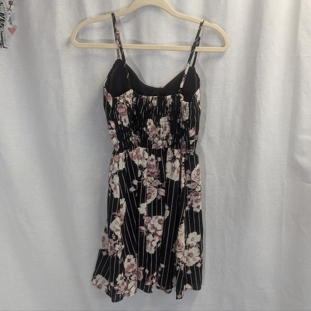 Mind Code Size Small Black Floral Mini Dress - image 9